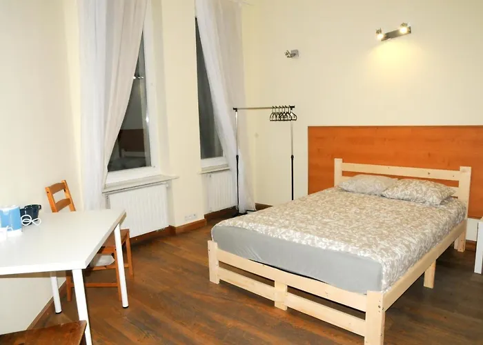 Economic Mandala Apartment *