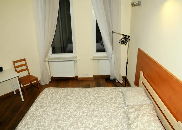 Economic Mandala 아파트